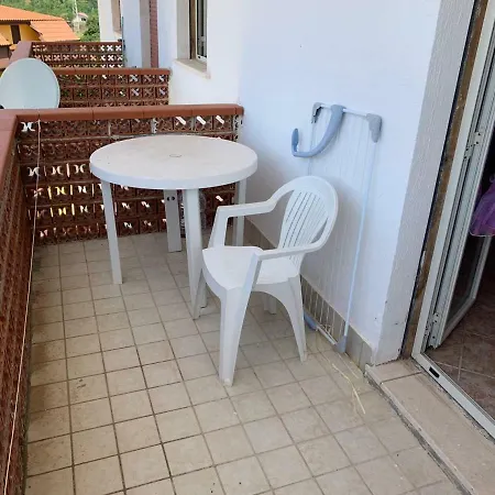 Seaview Apartment *